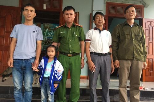 Người dân gửi thư cảm ơn lực lượng công an