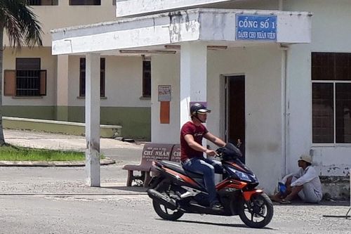 Chủ tịch UBND tỉnh Cà Mau chỉ đạo xử lý nhóm người đánh bảo vệ khi nhắc nhở đeo khẩu trang