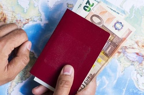Đảo Síp quyết định dừng chương trình 'Hộ chiếu vàng'