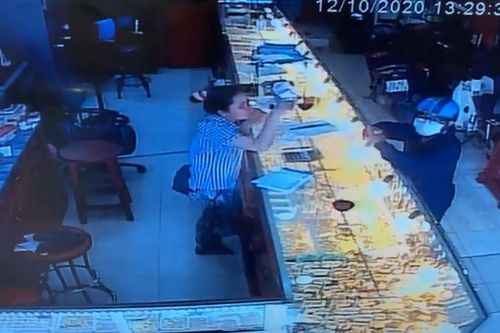 TP.HCM: Truy bắt đối tượng cướp vàng ở huyện Bình Chánh