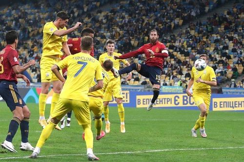 Tây Ban Nha ôm hận trên đất Ukraine