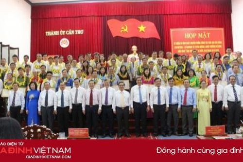 Cần Thơ tuyên dương các mô hình, điển hình 'Dân vận khéo'