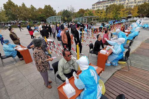 IMF: Khủng hoảng kinh tế do COVID-19 không nghiêm trọng như dự báo