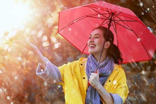 Mùa mưa cần làm gì để không bị bệnh truyền nhiễm và bệnh về da?