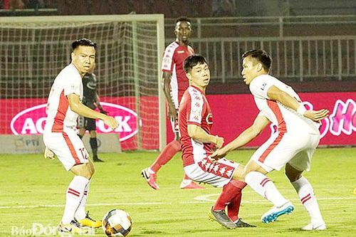 'Chiến hạm đỏ' trước… cơn bão số 7
