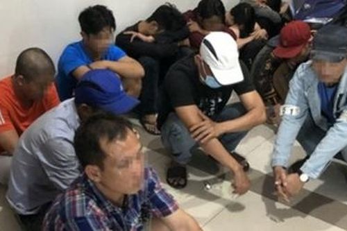 Kiểm tra tụ điểm nhạy cảm, phát hiện ma túy