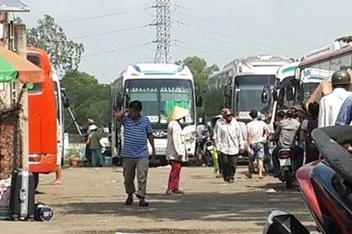 Xe dù, bến cóc phá vỡ trật tự vận tải khách