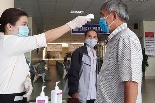 Việt Nam ghi nhận thêm 9 chuyên gia Ấn Độ mắc COVID-19