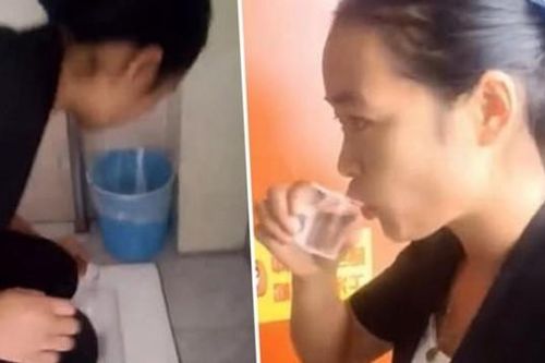 Để chứng minh là mình cọ rất sạch, cô nhân viên lau dọn uống nước từ toilet mình vừa cọ