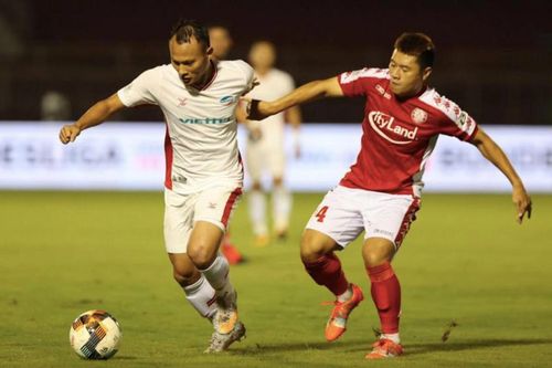 Đua 'tay ba' tranh vô địch V-League 2020
