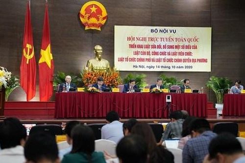 Bộ Nội vụ trả lời về vấn đề 'thừa cấp phó'