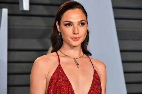 Gal Gadot nói làm mọi cách để không đăng quang Hoa hậu Hoàn vũ