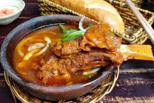 Địa chỉ bò kho ngon cho ngày mưa ở TP.HCM