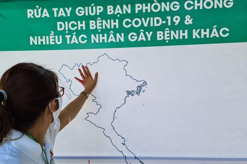 Rửa tay thường xuyên có thể giảm được 44% sự lây truyền các bệnh hô hấp