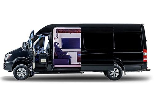Chi tiết văn phòng di động siêu sang Mercedes-Benz Sprinter