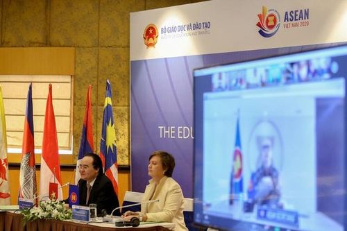 Đảm bảo trẻ em trở thành dân bản địa trong thời đại số