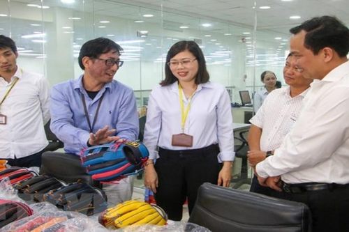Chính quyền Cần Thơ cam kết giải quyết những khó khăn cho doanh nghiệp phát triển bền vững