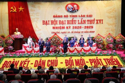 Bí thư Trung ương Đảng, Chánh án TANDTC Nguyễn Hòa Bình dự Đại hội đại biểu Đảng bộ tỉnh Lào Cai lần thứ XVI