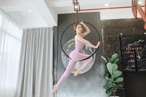 Sao Việt lên cơn sốt giảm cân bằng các môn thể thao bay lơ lửng như tiên nữ