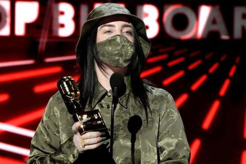Billboard Music Awards 2020: Ariana - Taylor trượt sạch đề cử, BTS trượt giải lớn vào tay nhóm nhạc này