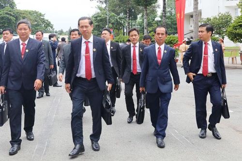 Phát huy tinh thần đoàn kết, trí tuệ tập thể