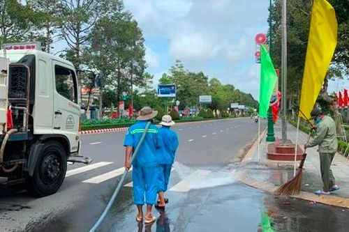 TP.Cao Lãnh: Chỉnh trang đô thị, chào mừng Đại hội Đại biểu Đảng bộ tỉnh lần thứ XI