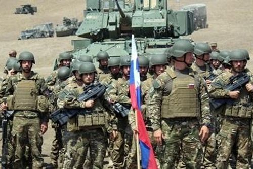 Nga đề nghị đưa quân theo dõi khu giao tranh Armenia-Azerbaijan