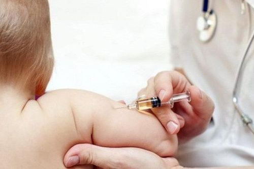 Trẻ chết thương tâm sau tiêm vaccine ở Sơn La do sốc phản vệ