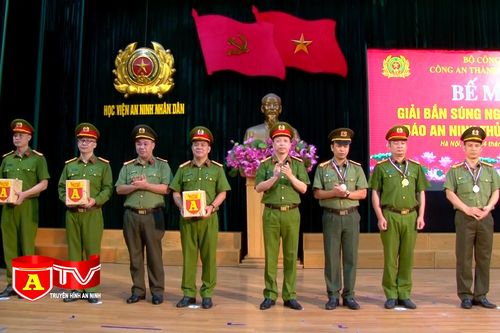 Bế mạc giải bắn súng ngắn quân dụng Báo ANTĐ