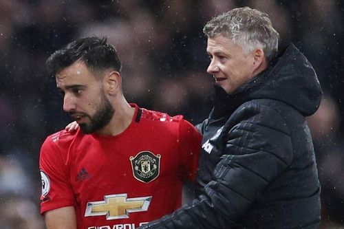 HLV Solskjaer phản ứng về lùm xùm với Bruno Fernandes