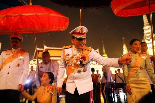 Vua Thái: Người dân nên yêu mến chế độ quân chủ
