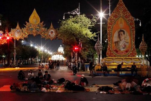 Thái Lan cấm biểu tình