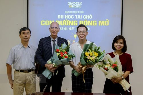 Giao lưu trực tuyến: 'Du học tại chỗ: Con đường rộng mở'