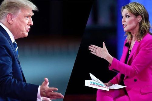 Nữ nhà báo nhận 'mưa lời khen' vì màn hỏi xoáy ông Trump