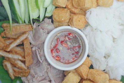 Bún đậu mắm tôm lên CNN mời khách