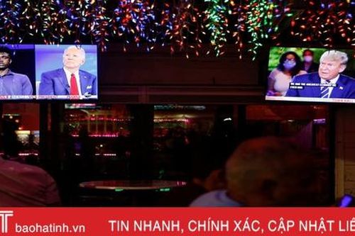 Hai ứng viên Tổng thống Mỹ lại 'so kè' khi cùng tổ chức đối thoại trực tiếp với cử tri trên truyền hình
