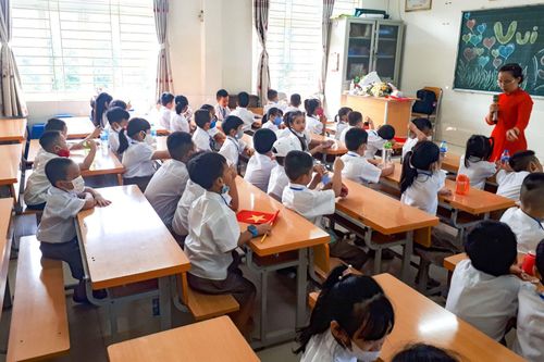Phấn đấu 100% học sinh, sinh viên tham gia bảo hiểm y tế