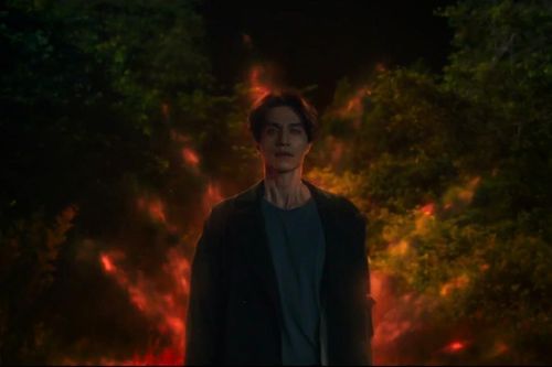 'Bạn trai tôi là hồ ly': Lee Dong Wook hóa hồ ly quyết chiến với Kim Bum