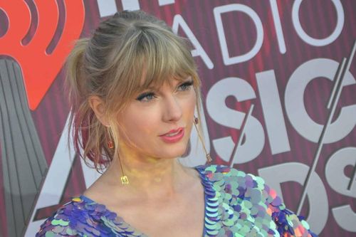 Vì sao Taylor Swift không xuất hiện tại Billboard Music Awards 2020?
