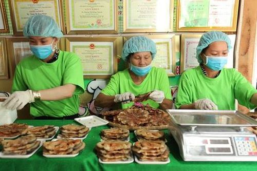 Đồng Tháp chú trọng đảm bảo an toàn vệ sinh thực phẩm, xây dựng nông thôn mới