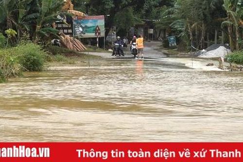 Nhiều nhà dân và rau màu ở Thạch Thành bị ngập úng, đường giao thông bị chia cắt