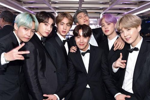 Cổ phiếu công ty quản lý ban nhạc BTS tăng gần gấp đôi phiên chào sàn