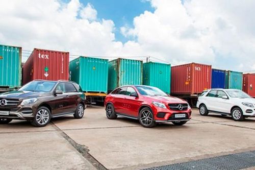 Hơn 12.600 ôtô ngoại được nhập về Việt Nam trong tháng 9