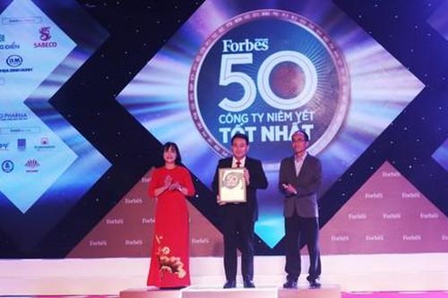 PNJ lọt Top 50 công ty niêm yết tốt nhất Việt Nam