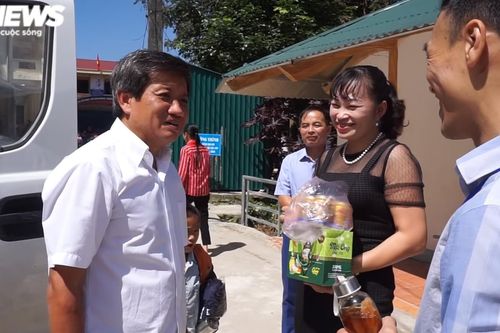 Ông Đoàn Ngọc Hải: 'Tôi sẽ xin sữa tặng trẻ em nghèo tới khi không ai cho nữa'