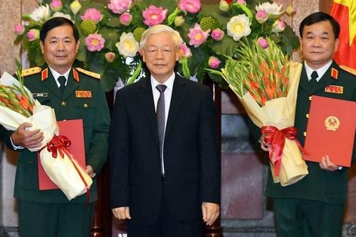 Tổng Bí thư, Chủ tịch nước trao quyết định thăng quân hàm 2 tướng lĩnh