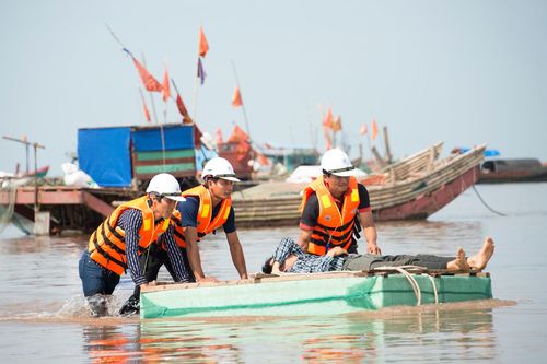 Mỹ viện trợ 100.000 USD giúp Việt Nam ứng phó bão