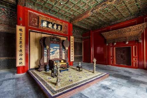 Lí do Từ Ninh Cung không ai ở từ thời Hoàng đế Khang Hi