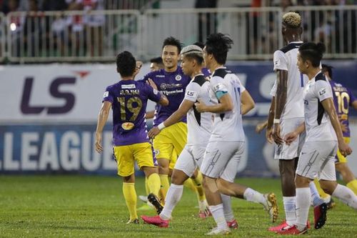 Vòng 16 V-League: HAGL đuối sức, Viettel chiếm đỉnh bảng
