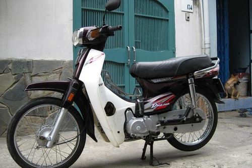 Chiếc xe đầu đời của tôi:'Dream Tàu' tung hoành một thuở